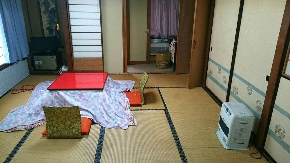 Kaneki Hotel Яманути Экстерьер фото